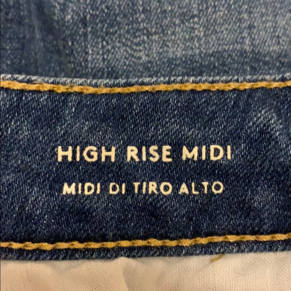 Universal Thread High Rise Midi Shorts - Picture 4 of 4